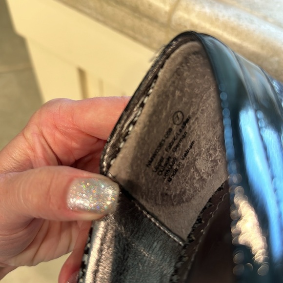 Sexy Naughty Monkey Heels - Picture 7 of 11